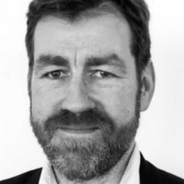 Dr. André Sander